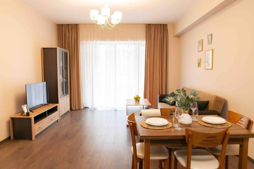 Gg Home - Cozy 1 Bedroom Apartment On Kazbegi Avenue 15 Tbilissi Extérieur photo